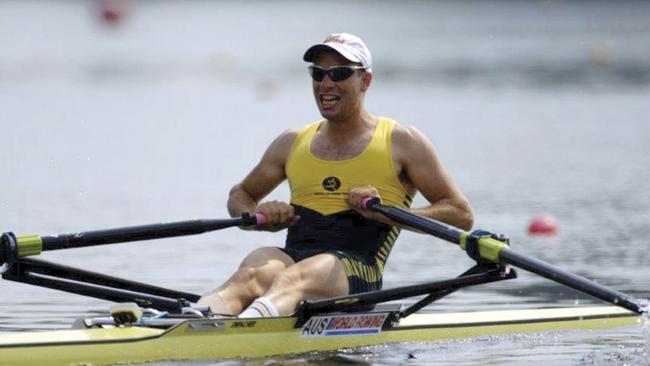 Tim Smith rows for Australia in the lightweight single sculls at the 2006 World Cup in Poland.