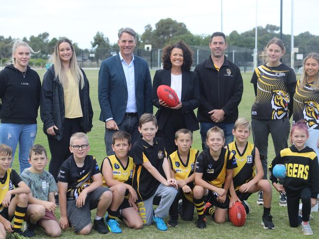 Labor MPs Richard Marles and Libby Coker with members of the Bannockburn Football Netball Club. Picture: Supplied.