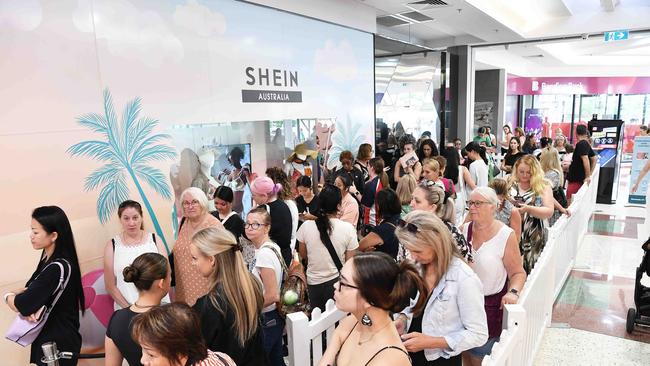 Huge crowds at Chinese fashion giant’s first Brisbane pop-up