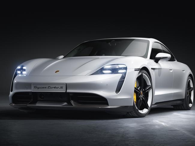 Photos of the 2019 Porsche Taycan (overseas model shown)