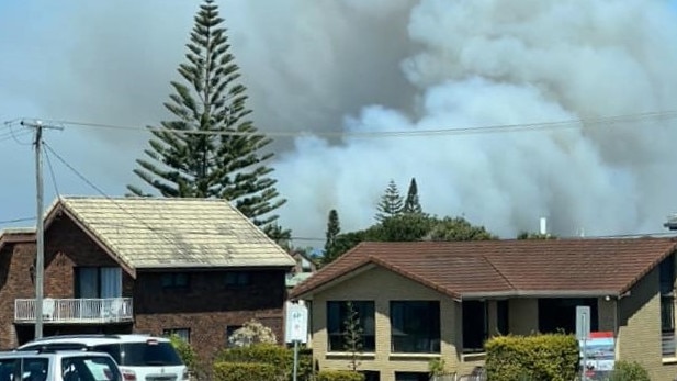 Smoke overhead as the bushfire rages near Evans Head. Picture: Margaret Underhill