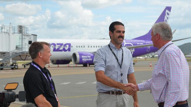 Townsville and Toowoomba meet on the tarmac. (L-R) Bonza CEO Tim Jordan, Townsville Airport general manager Brendan Cook and Toowoomba Wellcamp co-owner Denis Wagner.