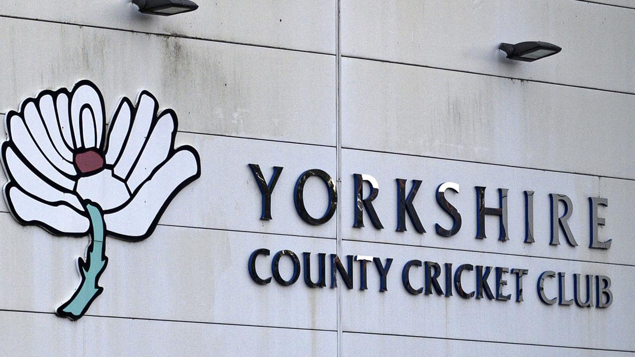 Berita kriket 2021, Yorkshire CC, seluruh staf pelatih dipecat, skandal rasisme, boikot pemain, berita terbaru, Azeem Rafiq