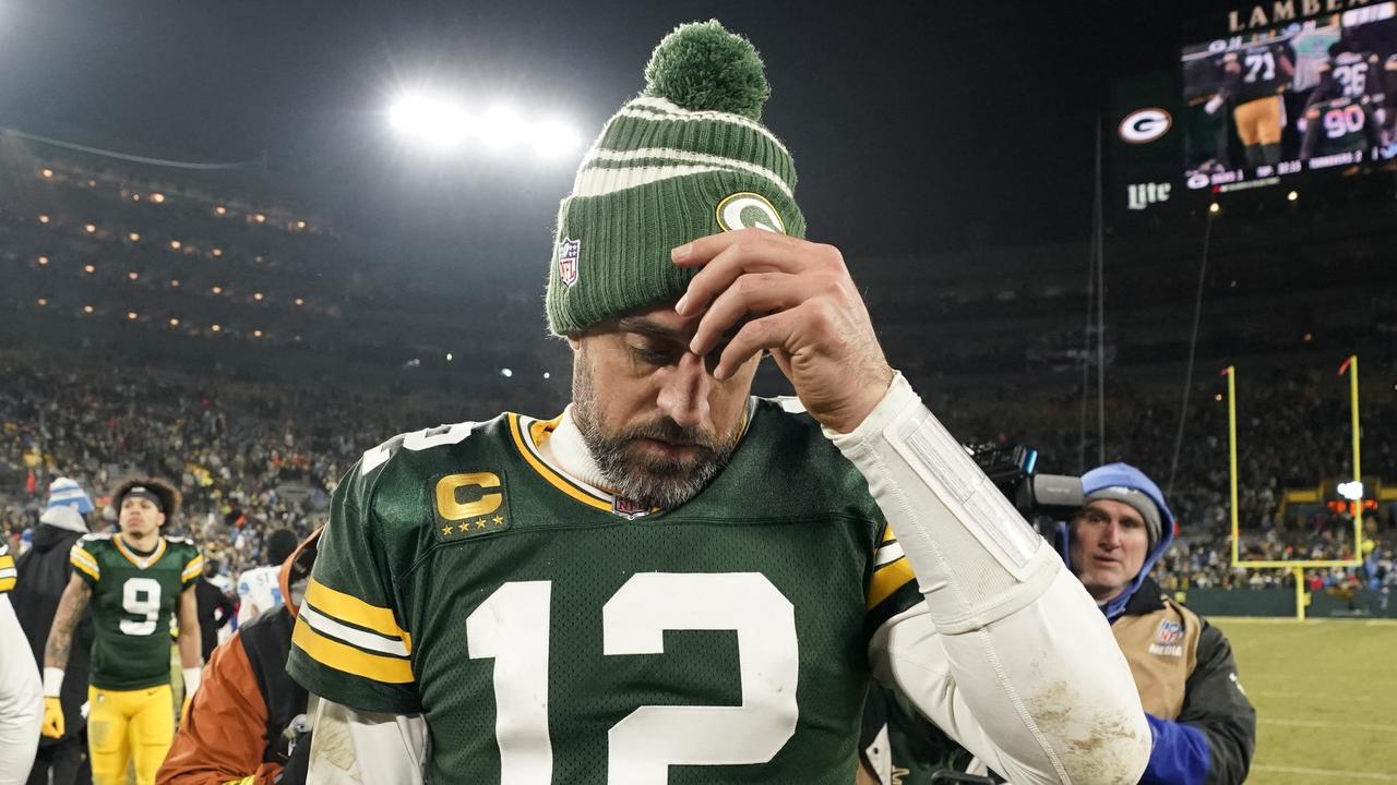 \ud83c\udfc8 SPORTS: BREAKING! \u2014 END OF AN ERA! \u2014 Aaron Rodgers To Leave Pack, Will  Play For Jets This Fall! \u2014 Future Hall-of-Famer Leaves After 15 Years, 1 Super  Bowl Ring, 4