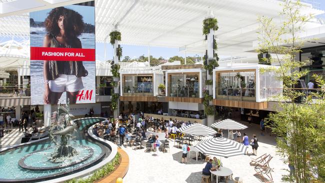 The unlisted Dexus Wholesale Property Fund bought an additional 25 per cent interest in Westfield Warringah Mall, Brookvale for about $410m.