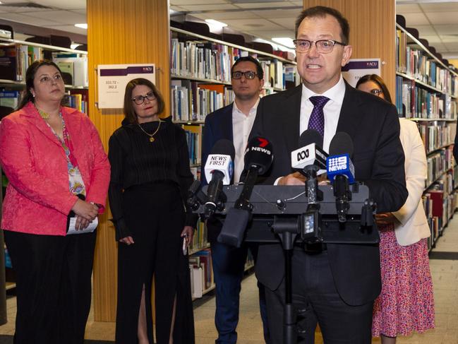 SYDNEY, AUSTRALIA, NCA NewsWire, Tuesday, 27 September 2022.Australian Catholic University Vice-Chancellor Professor Zlatko Skrbis pictured speaking at the Australian Catholic University - North Sydney Campus.NSW Picture: NewsWire / Monique Harmer