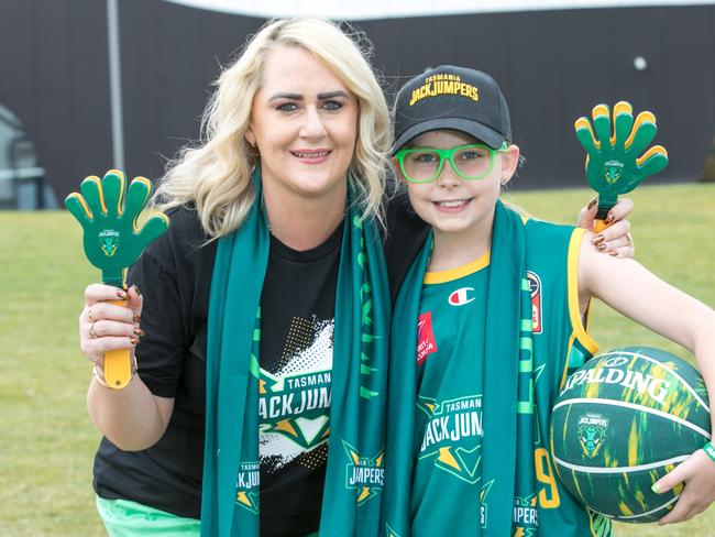 JackJumpers fans Cathy Anning and her daughter Lilly Anning, 10. Picture: Mireille Merlet