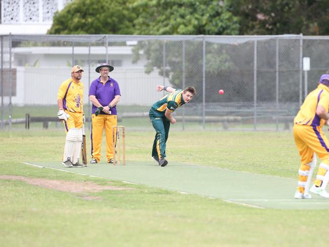 Palm Beach Currumbin (batting) vs. Helensvale in Community Div 1 Jacob Cooper. 25 November 2023 Palm Beach Picture by Richard Gosling