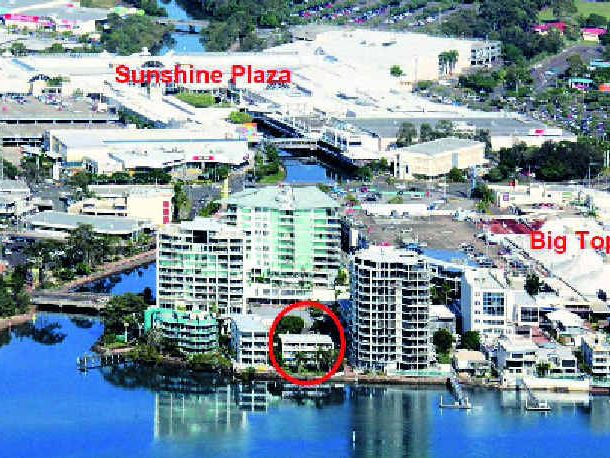 PRIME LOCATION: 10 Duporth Ave – which is set on a 2064sq m site, including 23.2m of direct river frontage – is believed to have been sold for more than $7 million. Picture: Contributed Erle Levey