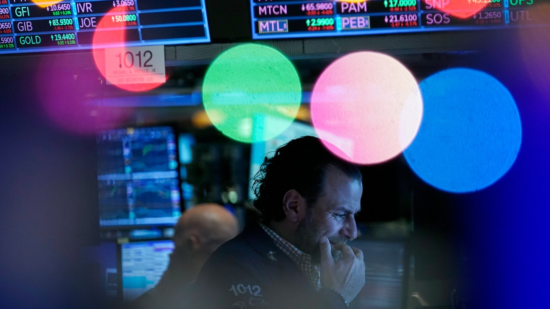 US markets experience ‘volatile session’ amid trade concerns