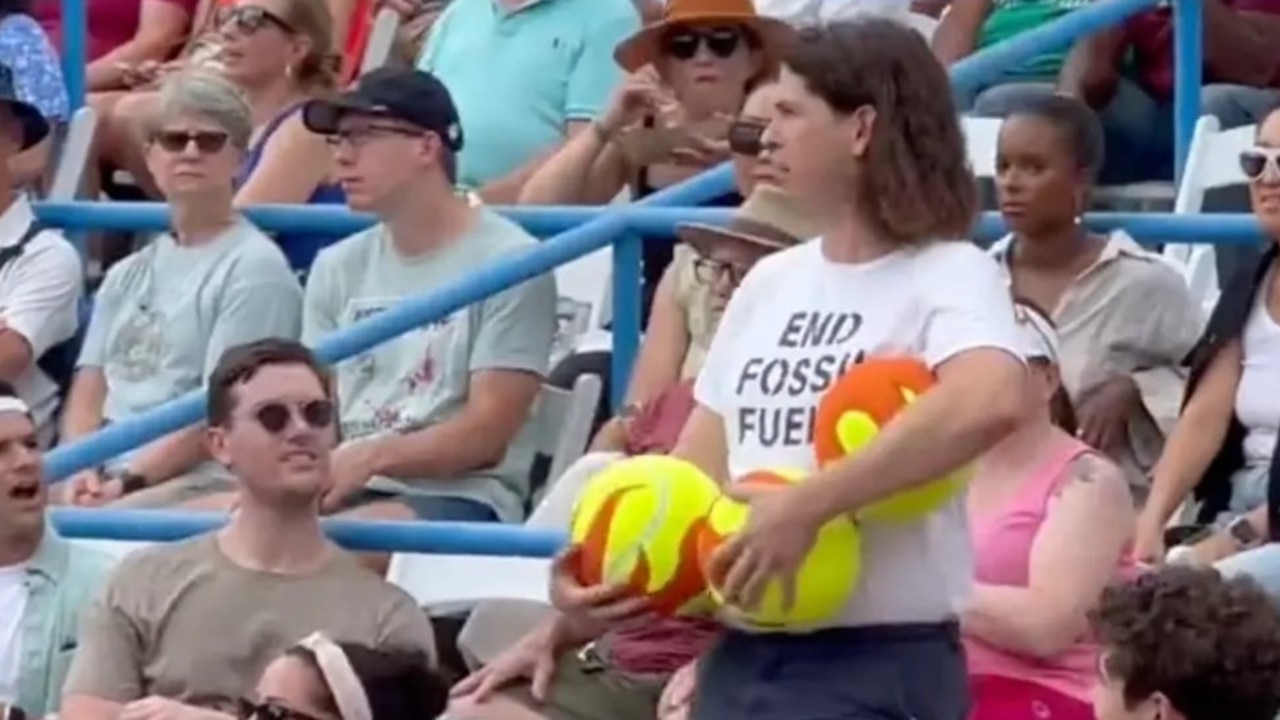 Climate protesters brought the match to a halt. Photo: Twitter.