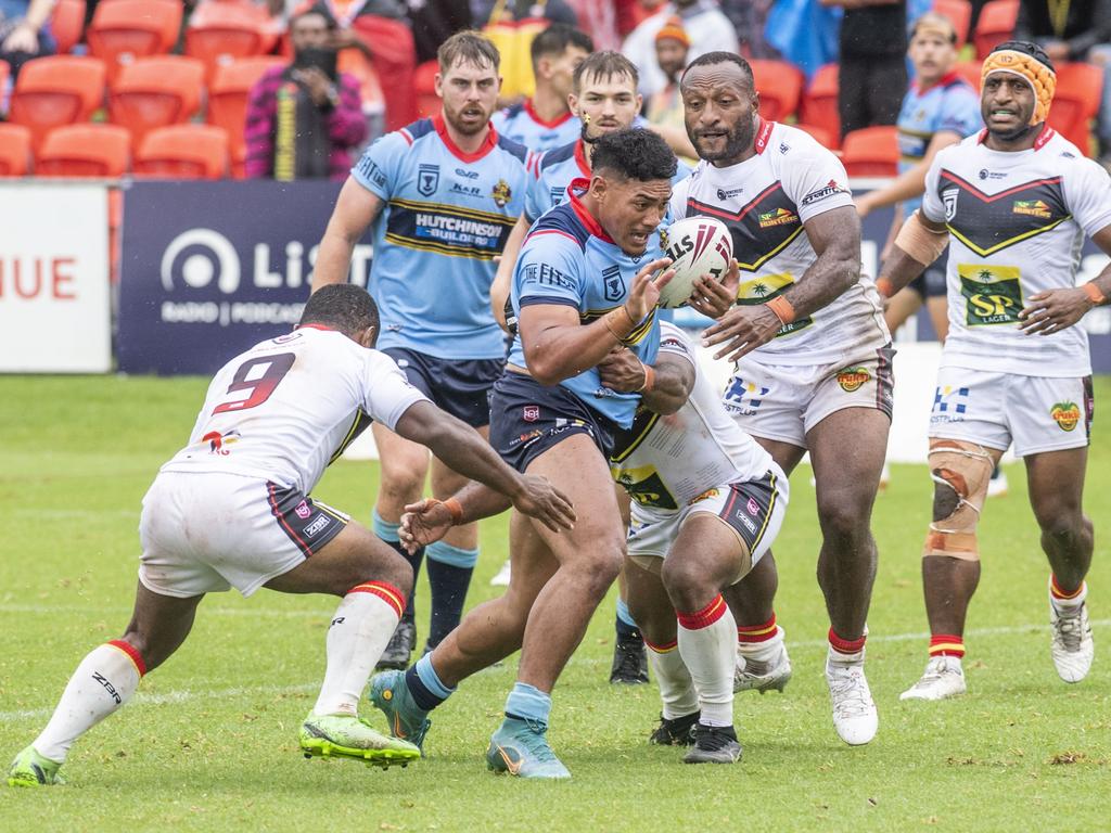 Western Clydesdales vs PNG Hunters in Port Moresby in Hostplus Cup ...