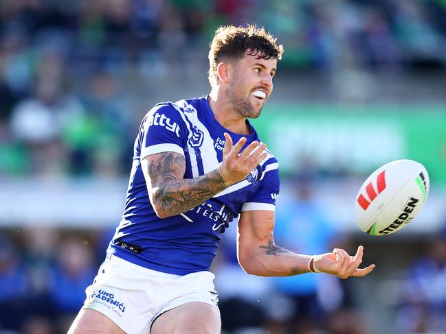 Bulldogs halfback Toby Sexton came up with some poor plays against the Raiders. Picture: Getty Images