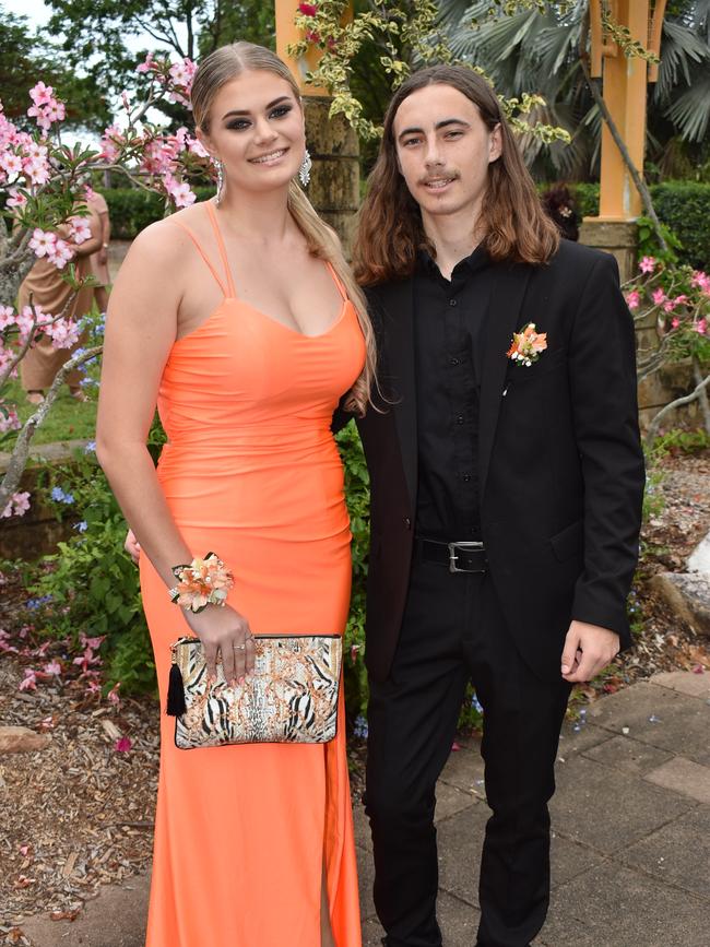 Maddie Davidson and Zak Springer ready for the Mackay State High School 2021 Year 12 formal, November 16, 2021. Photo: Tara Miko and Janessa Ekert