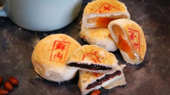 Red bean paste and salted egg yolk mooncakes. Picture: Jenifer Jagielski