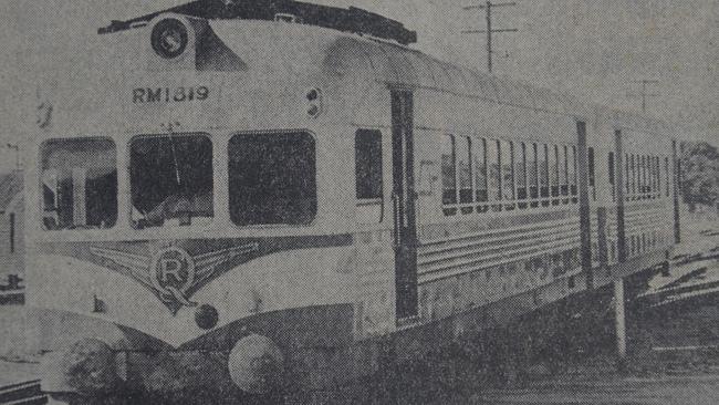 The No. 1819 railmotor in December 1973 after the robbery on the Kuranda range.