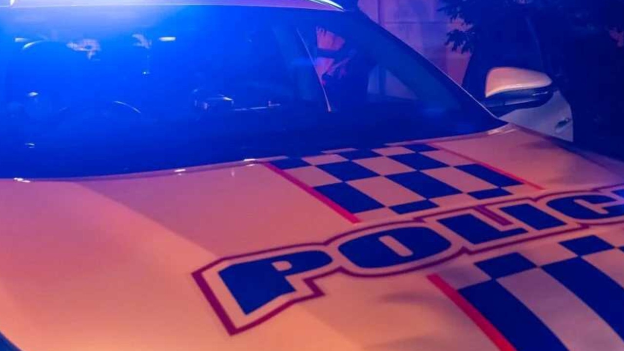 Emergency crews rush to serious crash in beachside suburb