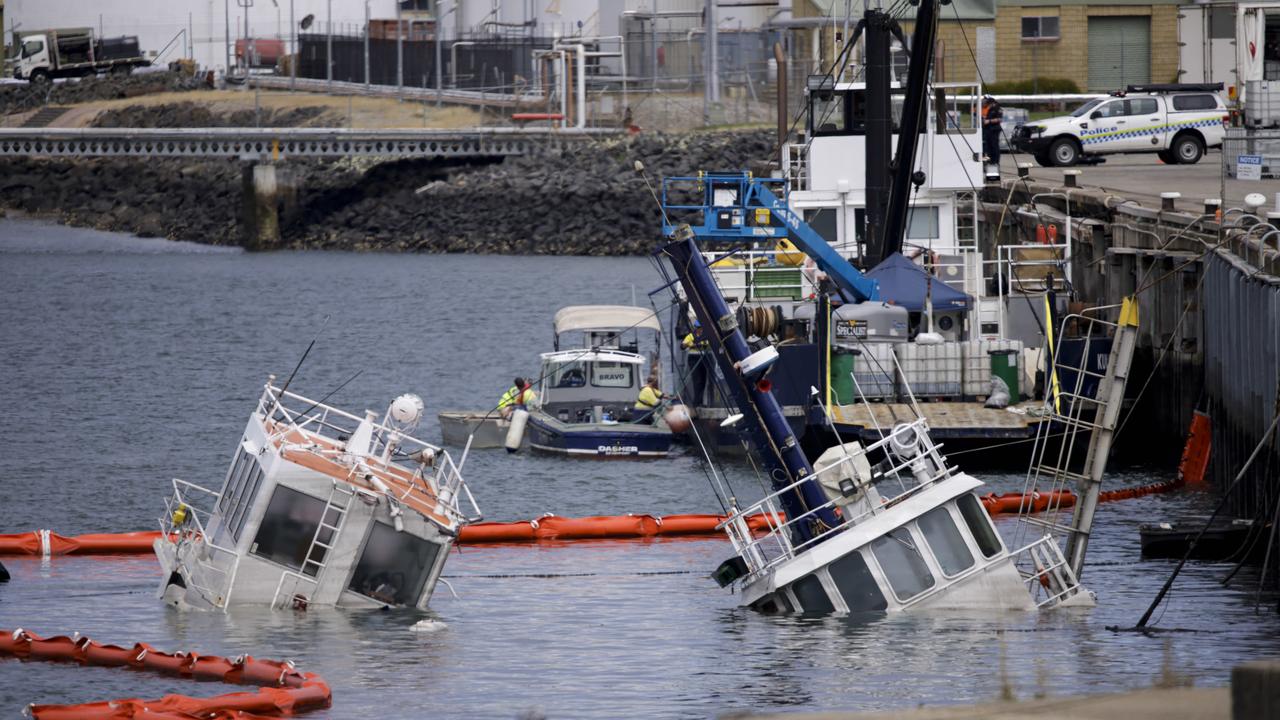 Salvage crews arrive to retrieve sunken tugs | The Courier Mail