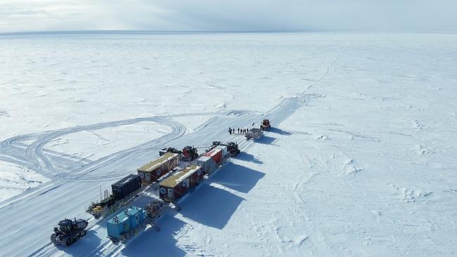 Australia’s Antarctic tractor traverse capability is a useful model for space research. The traverse transports personnel and equipment from Casey research station to remote field locations. This is similar to a lunar lander travelling between a lunar outpost (space station) and the moon. Picture: ©Sharon Labudda/Australian Antarctic Division