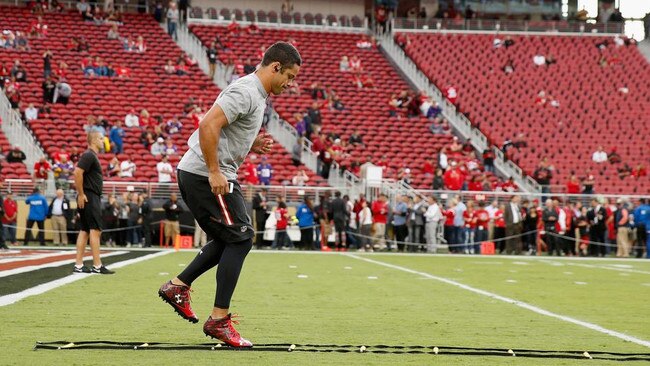 Jarryd warming up for the Vikings clash. Picture: Ezra Shaw/Getty Images