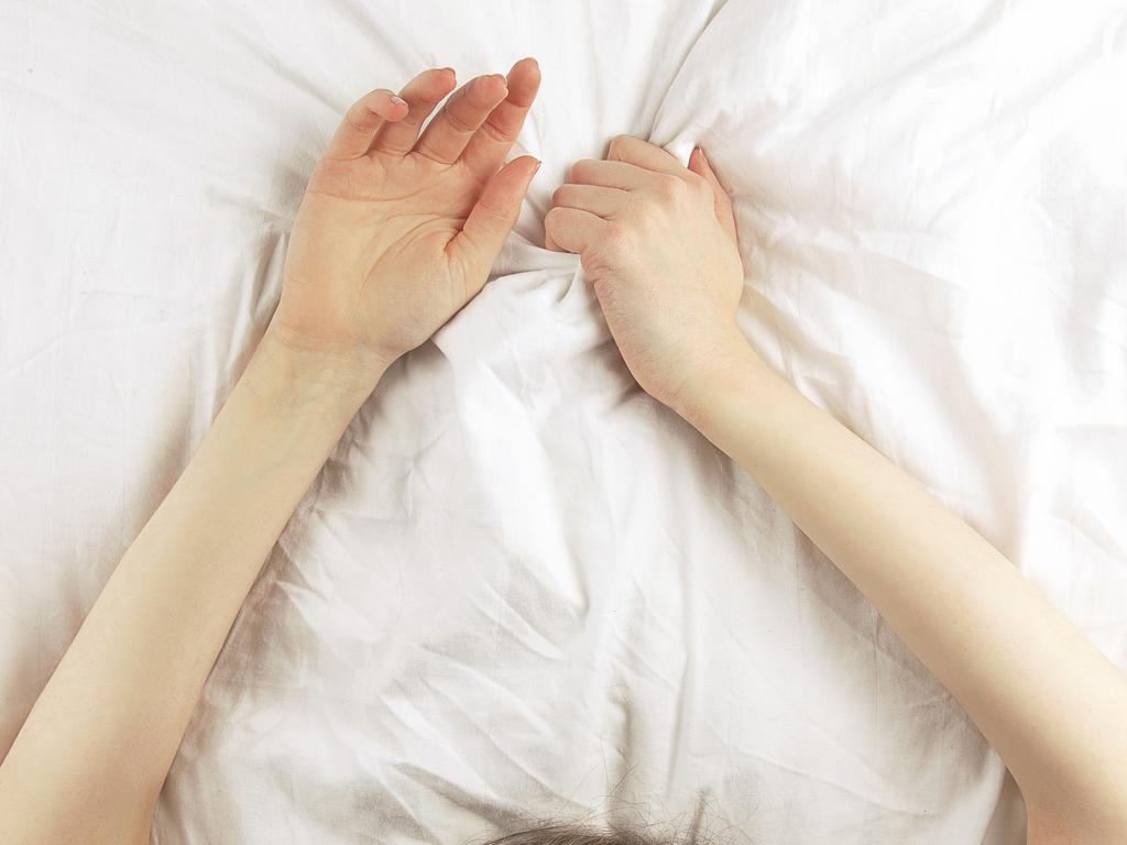 It can be hard to feel comfortable during oral sex — but it's worth trying to make it work. Picture: iStock