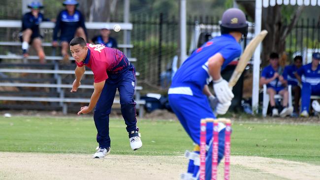 Brisbane State High School Jordan Hook delivers against Nudgee. Picture, John Gass