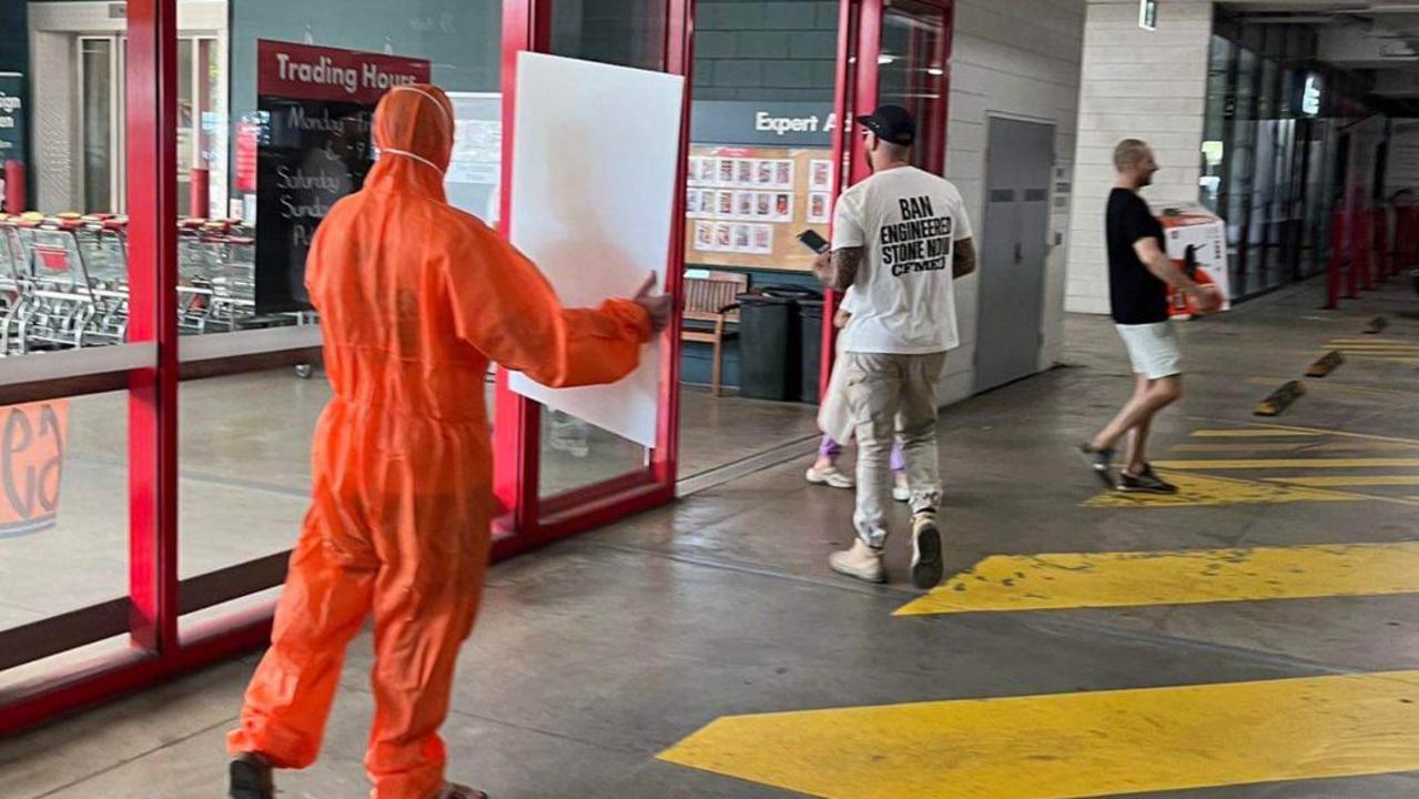 Union members outside a Bunnings store on Saturday. Picture: Supplied.