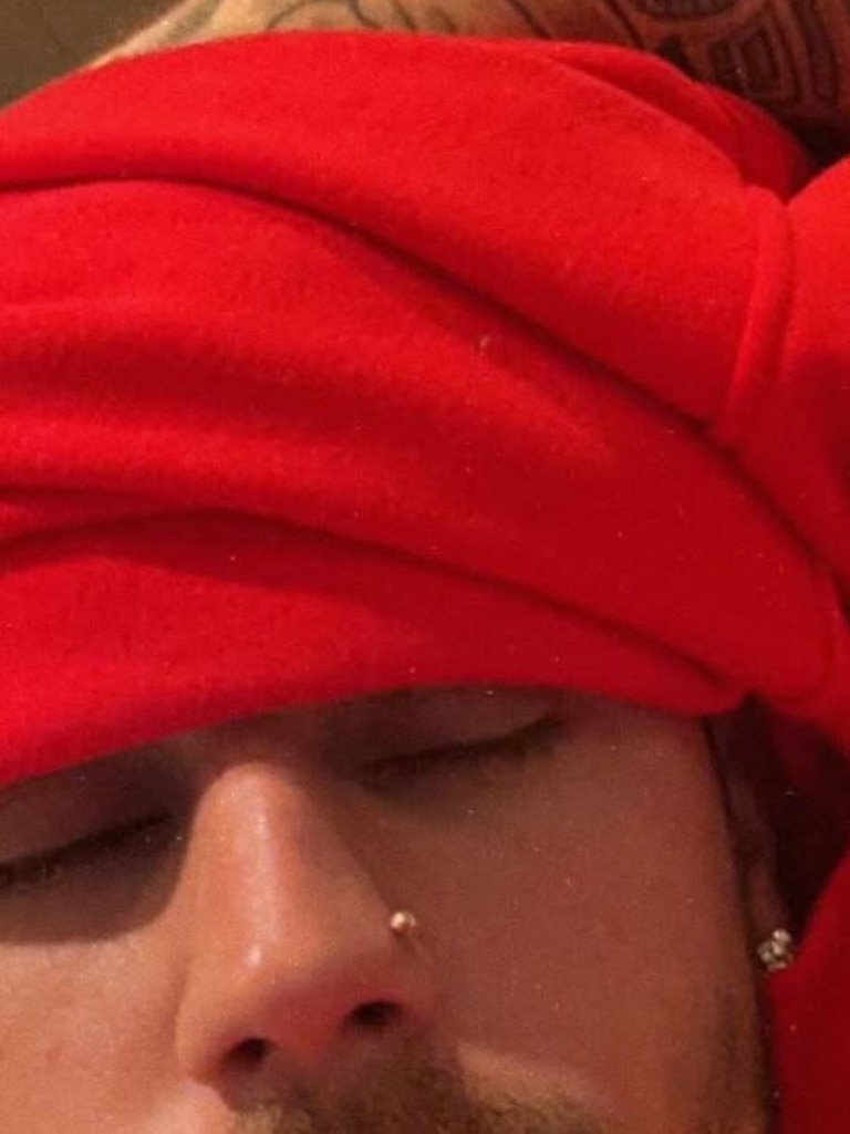 Fans are worried because Justin Bieber keeps posting really random stuff online - like extreme close ups. Picture: Instagram/JustinBieber