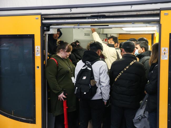 Packed trains on display during the morning commute. Picture: NCA NewsWire / Gaye Gerard