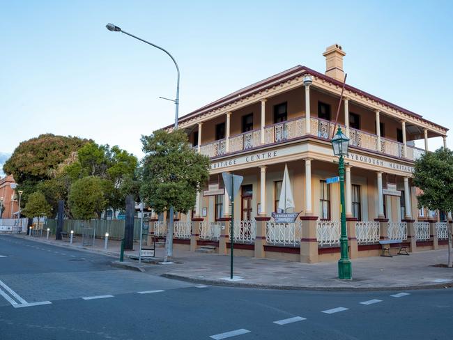 The owners of heritage properties on the Fraser Coast now have the chance to apply for grants up to $10,000 to help them with the cost of conserving and enhancing their homes.