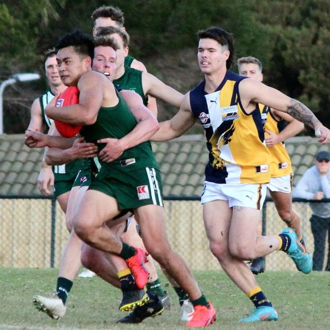 Lincoln Wong on the burst for the Devils on Saturday. Picture: Wantirna South FC