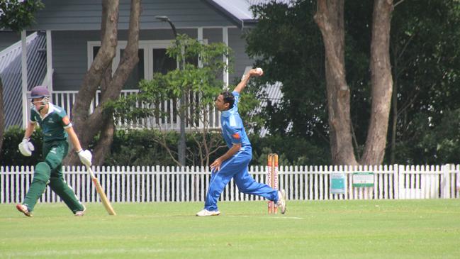 Lane Cove’s bowling cut through Warringah’s batting order at Tantallon Oval on Saturday.