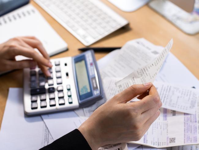 Families are being tricked by ‘bait and switch’ power price discounts. Picture: Supplied