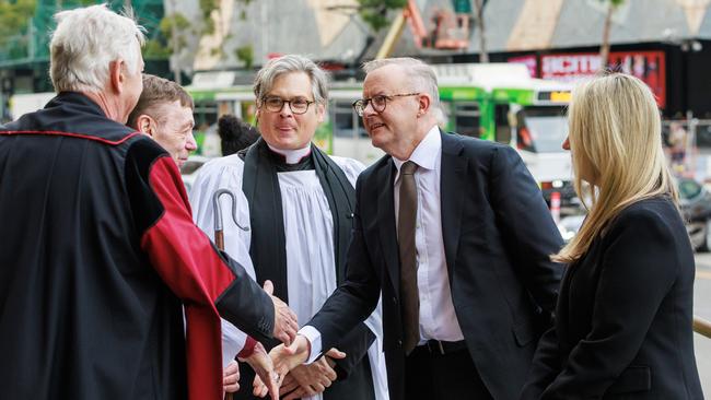 Mr Albanese arrives for Crean’s state funeral.