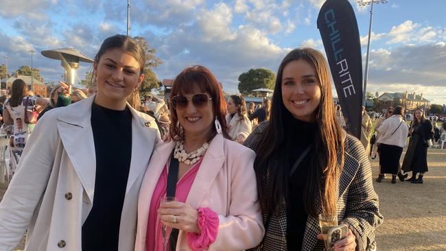 Spectators rugged up and enjoyed the sunshine at Dubbo. Picture: Tijana Birdjan