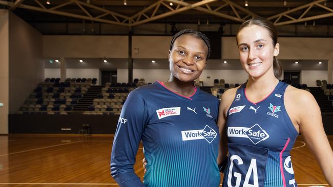 MELBOURNE AUSTRALIA - MARCH 20TH 2024 : New Teenage goal shooter  Lily Graham (right), has been named as the newest full-time contracted player for Melbourne Vixens, replacing pregnant import Mwai Kumwenda.PICTURE : Nicki Connolly