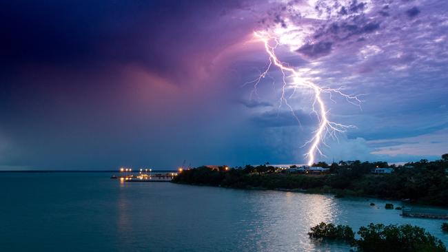 Lightning and thunder hit across the Top End on Sunday night. Picture: Che Chorley