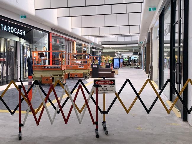 Image of the closure at Highpoint Shopping Centre.