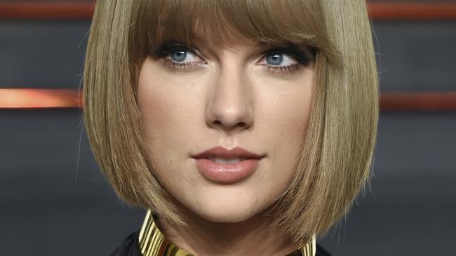 Taylor swift needs to be applauded. Picture: Evan Agostini/Invision/AP