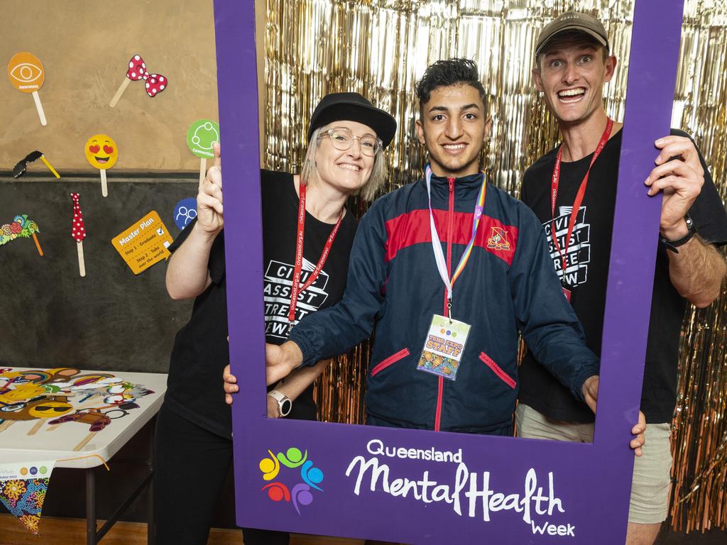 Toowoomba State High School Year 11 student Dilshad Khalaf with Jenny Alchin and Sam Evans of Civic Assist at the TSHS Mental Health Expo, Friday, October 14, 2022. Picture: Kevin Farmer