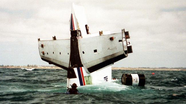 Sinking of the Mohawk to help create an artificial reef near Bundaberg in 2002.