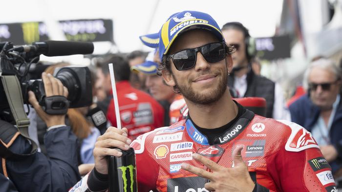 NORTHAMPTON, ENGLAND - AUGUST 03: Enea Bastianini of Italy and Ducati Lenovo Team celebrates the third place during the MotoGP qualifying practice during the MotoGP Of Great Britain - Qualifying at Silverstone Circuit on August 03, 2024 in Northampton, England. (Photo by Mirco Lazzari gp/Getty Images)