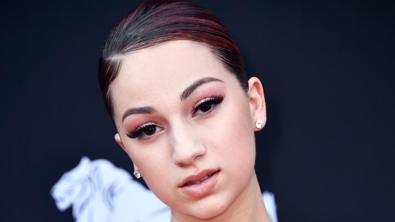 Сколько лет bhad bhabie майнкрафт