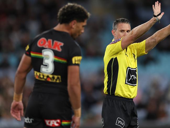 SYDNEY, AUSTRALIA - MAY 02:  Izack Tago of the Panthers is sent to the sin bin by referee Adam Gee during the round nine NRL match between South Sydney Rabbitohs and Penrith Panthers at Accor Stadium on May 02, 2024, in Sydney, Australia. (Photo by Cameron Spencer/Getty Images)