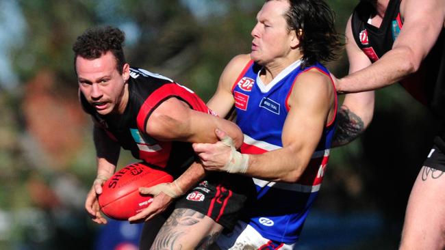 Keilor and Pascoe Vale will lock horns on Saturday. Picture: Jamie Morey