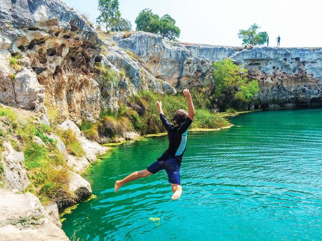 KILSBY SINKHOLE MOUNT GAMBIER SAESCAPE AUGUST 23 2020 ISSUECOVER STORY