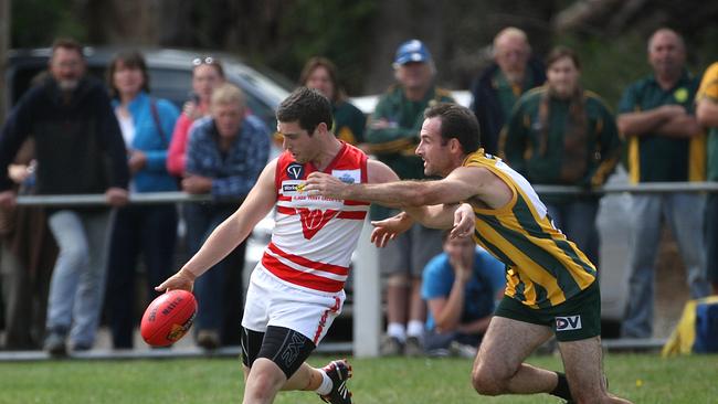 Community footy matches will be played in front of crowds of up to 5000.