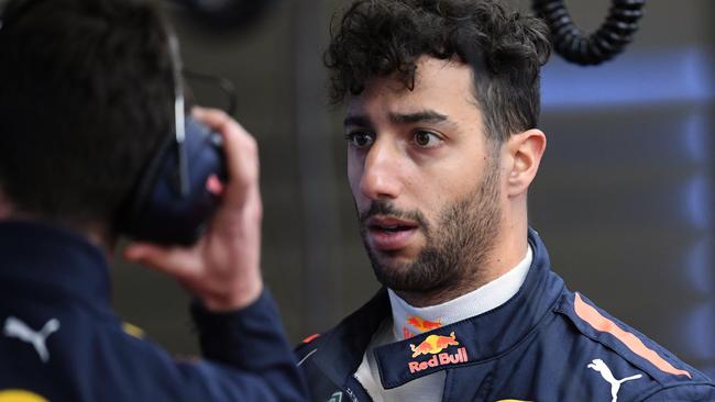 F1: Daniel Ricciardo cops grid penalty for Mexican Grand Prix for ...