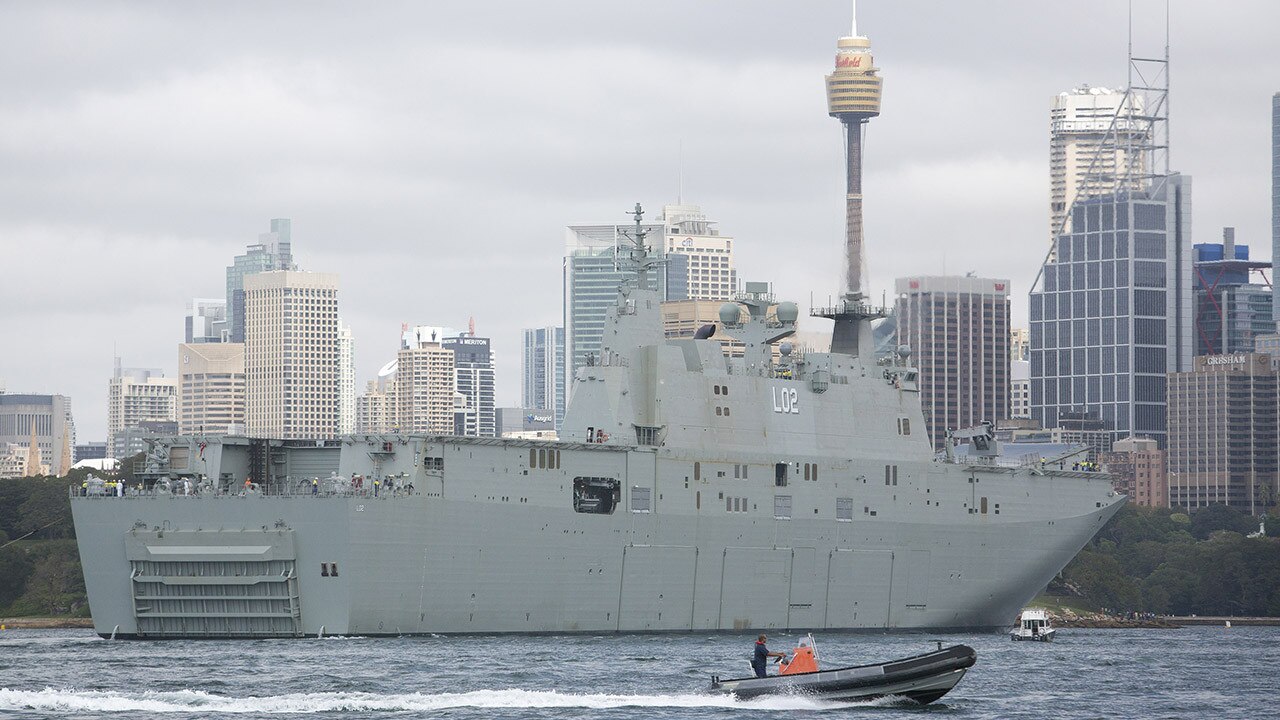 NUSHIP Canberra arrives in Sydney