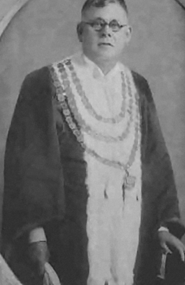 Alfred Alf James Jones, former mayor of Brisbane.